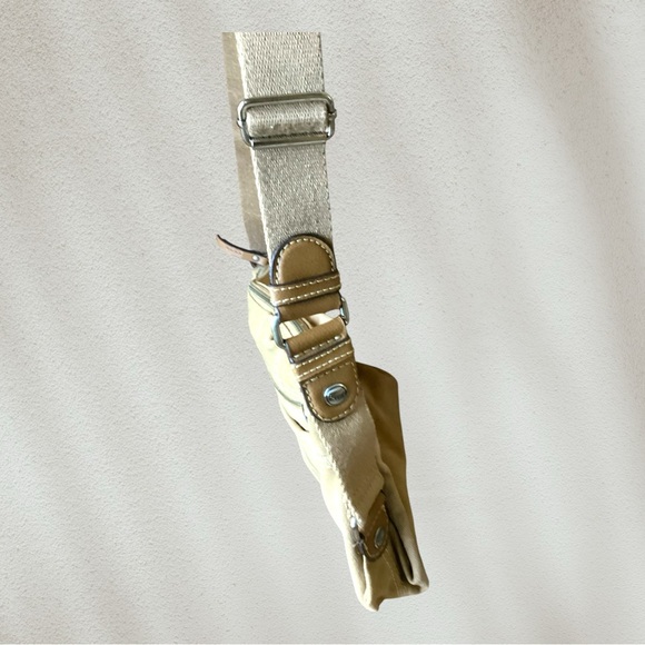 Fossil vintage Tan Canvas Crossbody Handbag  Shoulder Bag Adjustable Strap - Picture 13 of 14